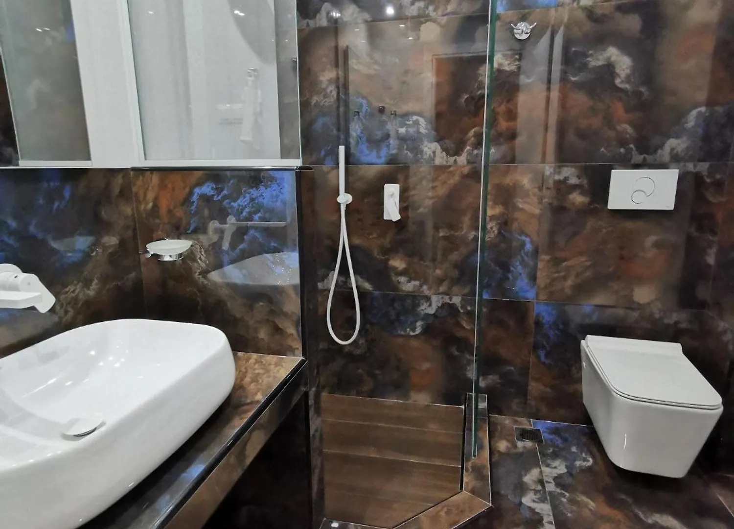 City Center Diamond Suite - 300M From The Seafront Szaloniki Görögország